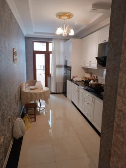 Satılır yeni tikili 3 otaqlı 123 m², Yasamal q.-17