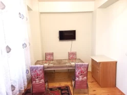 İcarə yeni tikili 2 otaqlı 90 m², İnşaatçılar m.-13