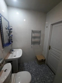 Satılır yeni tikili 2 otaqlı 65 m², İnşaatçılar m.-11