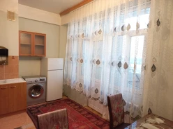 İcarə yeni tikili 2 otaqlı 90 m², İnşaatçılar m.-12