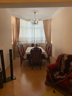 Satılır yeni tikili 4 otaqlı 350 m², Elmlər Akademiyası m.-15