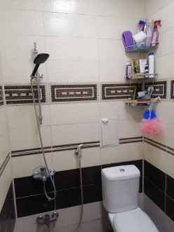 Satılır yeni tikili 2 otaqlı 47.7 m², 8-ci kilometr q.-5