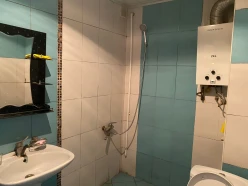 Satılır yeni tikili 2 otaqlı 40 m², İnşaatçılar m.-9