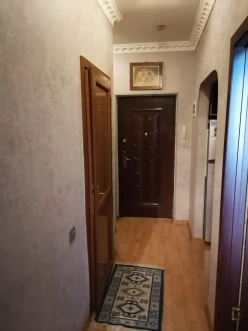 Satılır yeni tikili 2 otaqlı 47.7 m², 8-ci kilometr q.-13