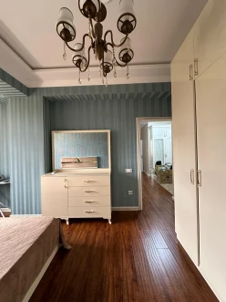 Satılır yeni tikili 2 otaqlı 75 m², 7-ci mikrorayon q.