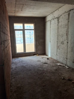 Satılır yeni tikili 3 otaqlı 153 m², İnşaatçılar m.-4