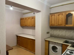 İcarə köhnə tikili 3 otaqlı 85 m², İnşaatçılar m.-6