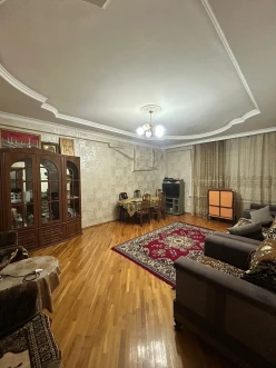 Satılır yeni tikili 2 otaqlı 100 m²,  İnşaatçılar m.-3