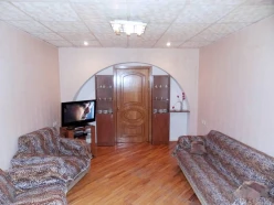 İcarə köhnə tikili 3 otaqlı 80 m², Səbail r.-4