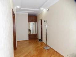 İcarəyə verilir yeni tikili 2 otaqlı 100 m², Nəsimi r.-15