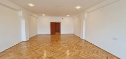 İcarə ofis 11 otaqlı 600 m², Gənclik m.-2