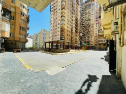 Satılır yeni tikili 2 otaqlı 60 m², İnşaatçılar m.-4