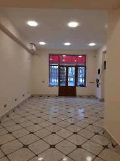 Satılır obyekt 48 m², 20 yanvar m.-9