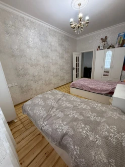 Satılır yeni tikili 3 otaqlı 75 m²,  İnşaatçılar m.-8