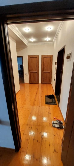 Satılır yeni tikili 2 otaqlı 82 m²,  İnşaatçılar m.-9