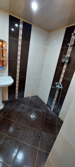 Satılır yeni tikili 2 otaqlı 82 m²,  İnşaatçılar m.-2