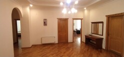Satılır yeni tikili 4 otaqlı 220 m²,  Nəsimi-2
