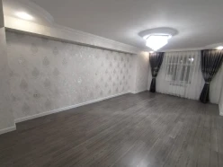 Satılır yeni tikili 2 otaqlı 77 m², İnşaatçılar m.-3