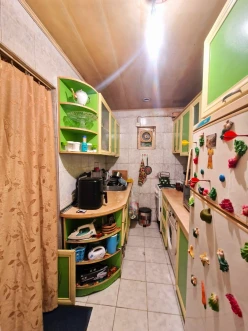 İcarə köhnə tikili 4 otaqlı 100 m²,  İnşaatçılar m.-13