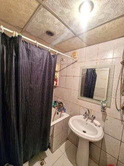 İcarə köhnə tikili 4 otaqlı 100 m²,  İnşaatçılar m.-6