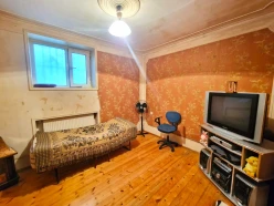 İcarə köhnə tikili 4 otaqlı 100 m²,  İnşaatçılar m.-10