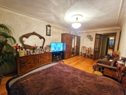 İcarə köhnə tikili 4 otaqlı 100 m²,  İnşaatçılar m.-5