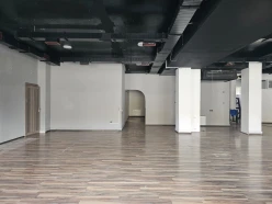 İcarə obyekt 600 m²,  Elmlər Akademiyası m.-4