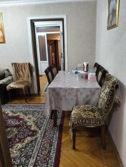 Satılır köhnə tikili 3 otaqlı 85 m²,  Nəriman Nərimanov m.-4