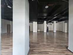 İcarə obyekt 600 m²,  Elmlər Akademiyası m.-2