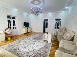 Satılır ev/villa 14 otaqlı 649 m²,  Azadlıq prospekti m.-2