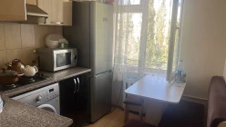 İcarə köhnə tikili 2 otaqlı 60 m², İnşaatçılar m.-4