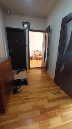 Satılır köhnə tikili 4 otaqlı 110 m²,  İnşaatçılar m.-3