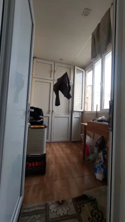 Satılır köhnə tikili 4 otaqlı 110 m²,  İnşaatçılar m.-9