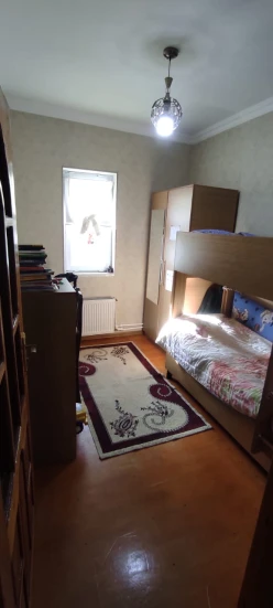 Satılır köhnə tikili 3 otaqlı 60 m²,  İnşaatçılar m.-12