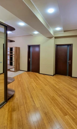 İcarə yeni tikili 3 otaqlı 110 m²,  Xətai-11