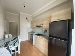 Satılır yeni tikili 2 otaqlı 60 m²,  İnşaatçılar m.-5