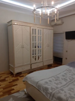 Satılır ev/villa 5 otaqlı 200 m², Badamdar q.-4