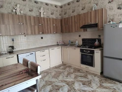 Satılır ev/villa 4 otaqlı 200 m², Badamdar q.-5