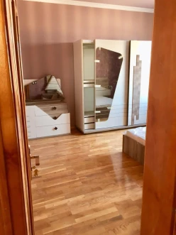 Satılır ev/villa 7 otaqlı 280 m², Badamdar q.-2