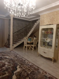 Satılır ev/villa 5 otaqlı 200 m², Badamdar q.-2