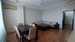 Satılır yeni tikili 2 otaqlı 88 m², İnşaatçılar m.-5