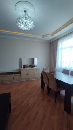 Satılır yeni tikili 2 otaqlı 88 m², İnşaatçılar m.-9