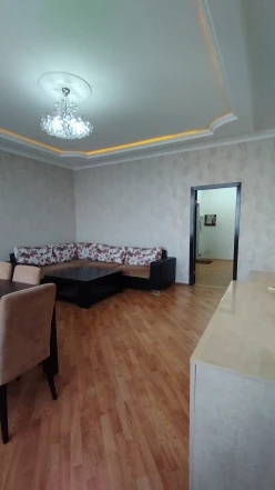 Satılır yeni tikili 2 otaqlı 88 m², İnşaatçılar m.-3