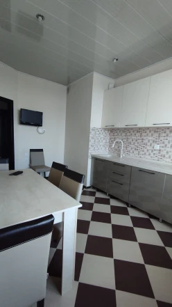 Satılır yeni tikili 2 otaqlı 88 m², İnşaatçılar m.-19