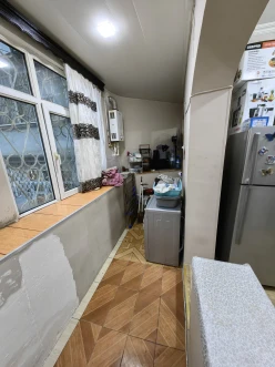 Satılır köhnə tikili 1 otaqlı 33 m², İnşaatçılar m.-7