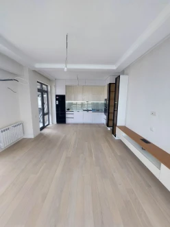 Satılır yeni tikili 3 otaqlı 90 m²,  İnşaatçılar m.-9