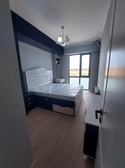 Satılır yeni tikili 3 otaqlı 90 m²,  İnşaatçılar m.-10