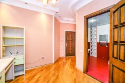 İcarə yeni tikili 2 otaqlı 80 m², 28 May m.-20