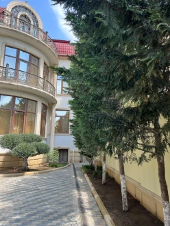 Satılır ev/villa 8 otaqlı 560 m², Badamdar q.-2