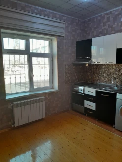 Satılır ev/villa 3 otaqlı 100 m², Azadlıq prospekti m.-3